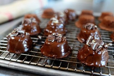 chocolate mint brownie bites on cooling rack