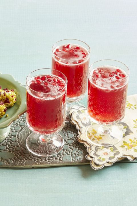 pomegranate sparklers brunch cocktail recipe