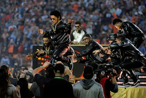 santa clara, ca   february 07  bruno mars perform during the pepsi super bowl 50 halftime show at levis stadium on february 7, 2016 in santa clara, california photo by focus on sportgetty images