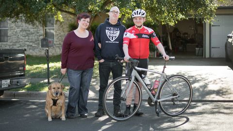 bryan albright and his trek Émonda with his aunt, laura waits, and uncle, dylan greedy, in austin, tx,  on sunday, december 29, 2019