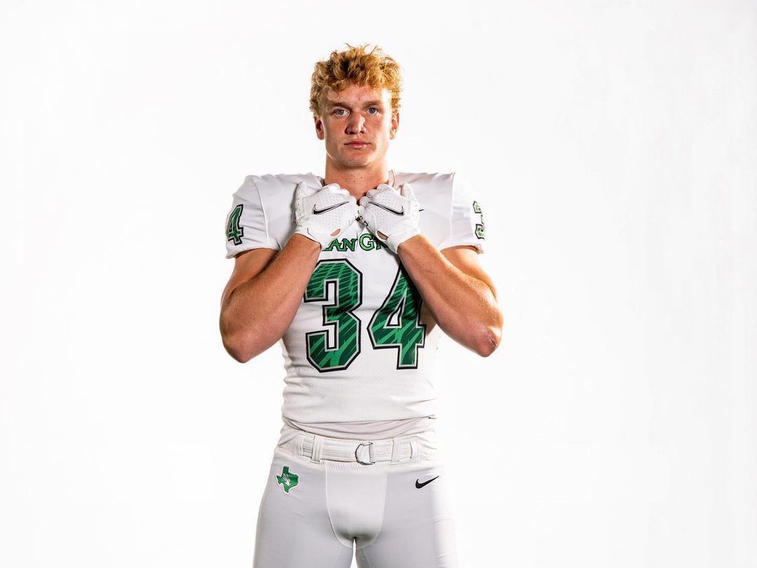 See Bryce Drummond's Official College Football Photos 2022