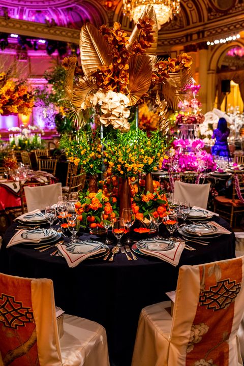 Decoration, Function hall, Wedding banquet, Floral design, Lighting, Floristry, Centrepiece, Flower Arranging, Event, Flower, 