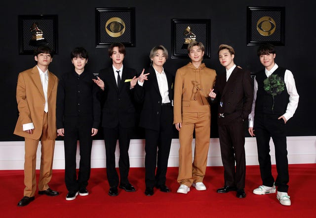 LE SSERAFIM follow in BTS's footsteps as new house ambassadors for 'Louis  Vuitton