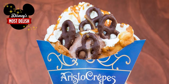 Dish, Food, Cuisine, Ingredient, Dessert, Fried food, Frozen dessert, Chocolate, Snack, Produce, 