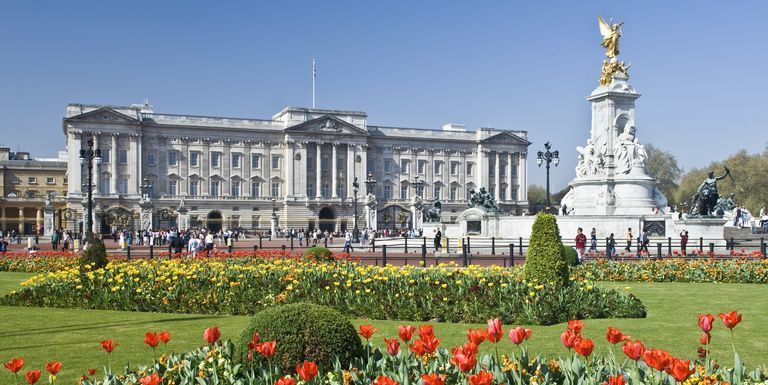 buckingham-palace-and-the- buckingham-palace-and-the-