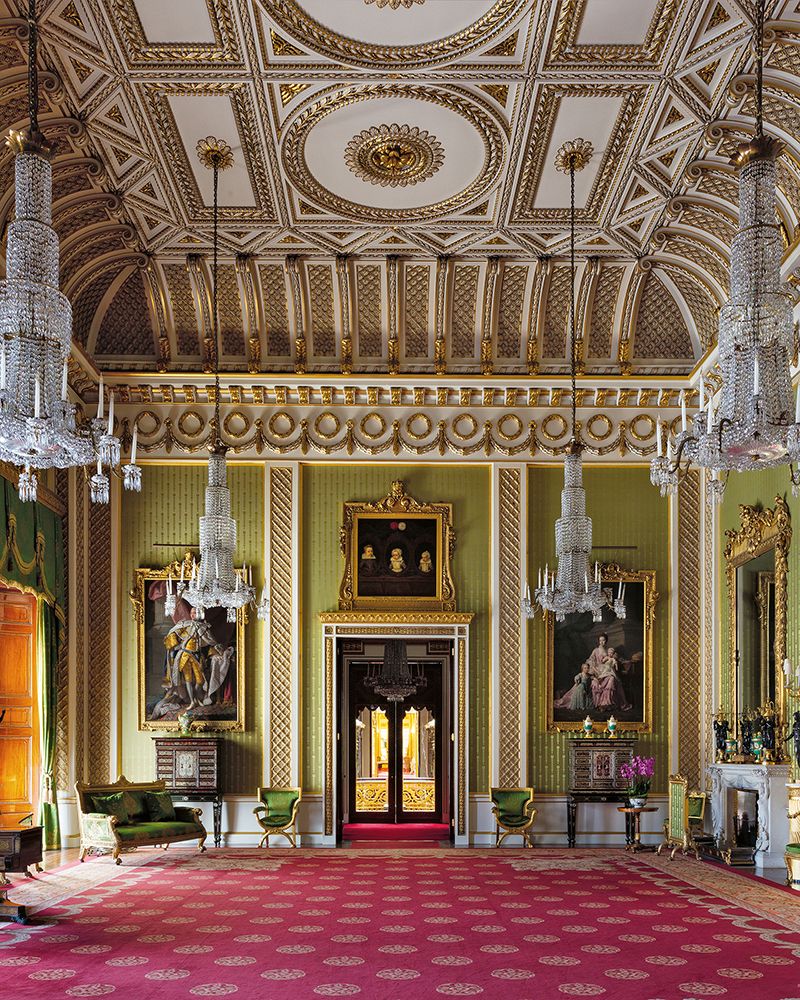 buckingham palace interiors colours