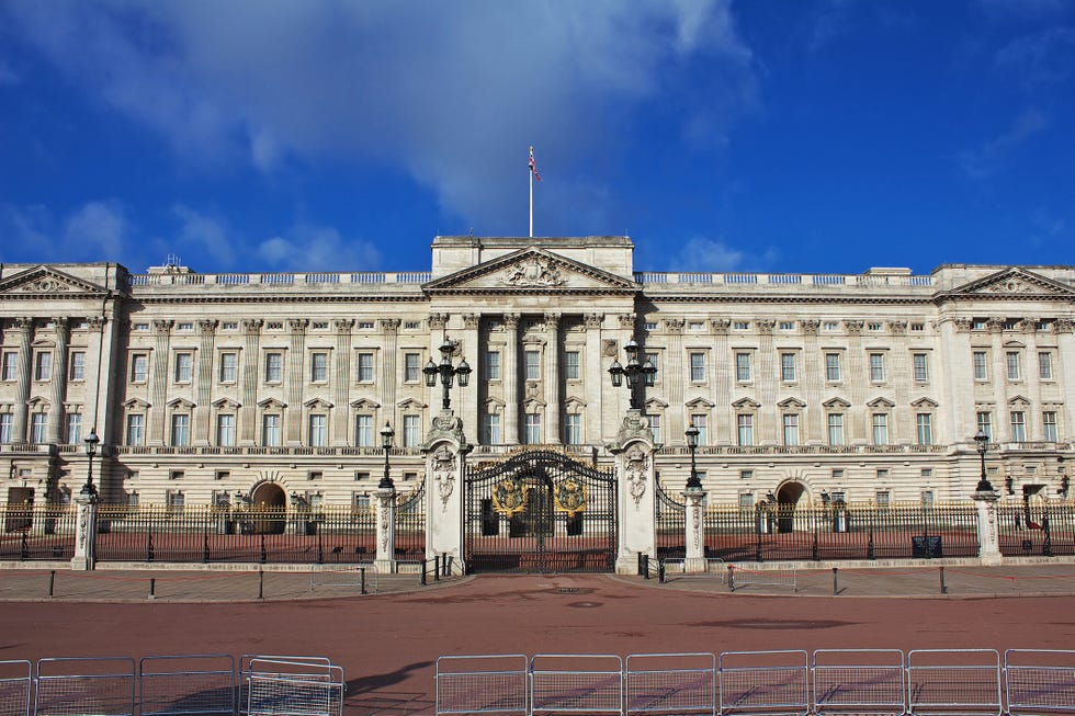 buckingham palace in london city, england, uk