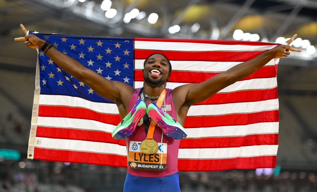 noah lyles 2023 world championships 100m time