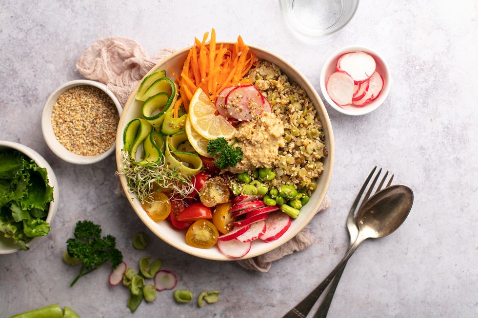 bol de quinoa con verduras