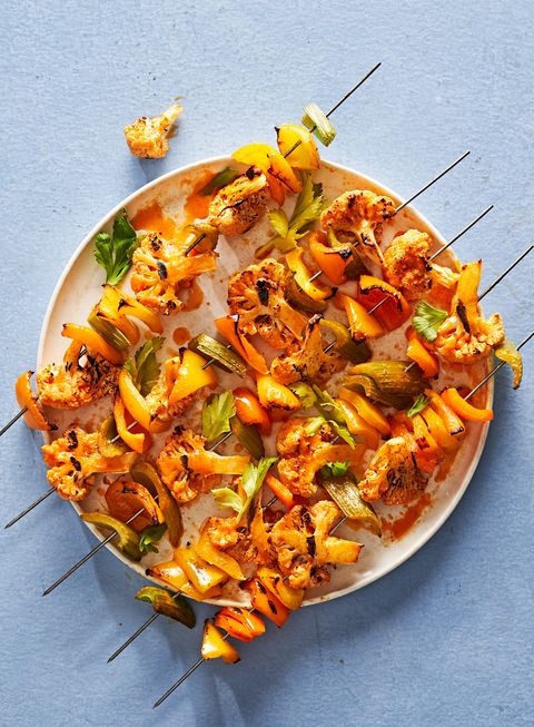 buffalo cauliflower kebabs with peppers and celery