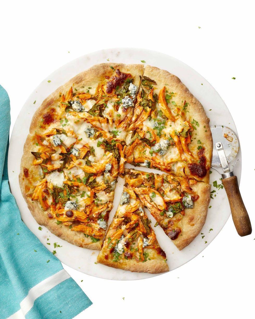 Dish, Food, Cuisine, Pizza, Ingredient, Flatbread, California-style pizza, Italian food, Pizza cheese, Produce, 