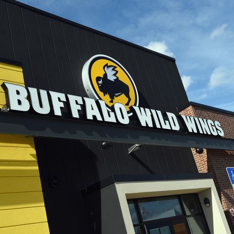 restaurants open on christmas day buffalo wild wings
