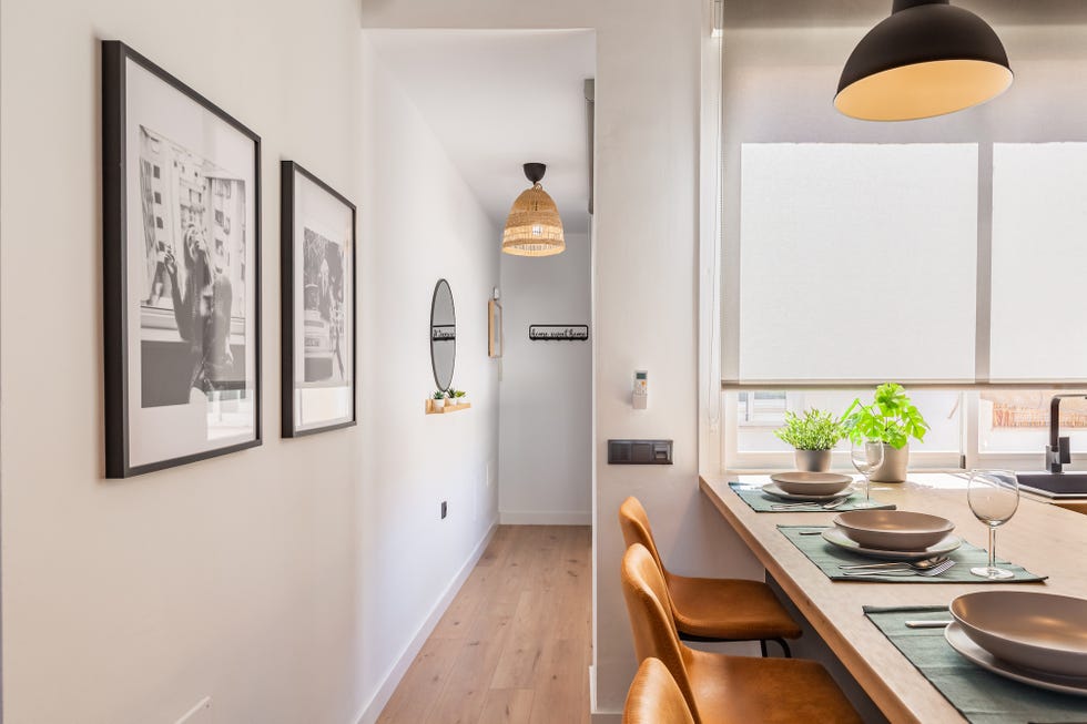 pasillo distribuidor junto a cocina