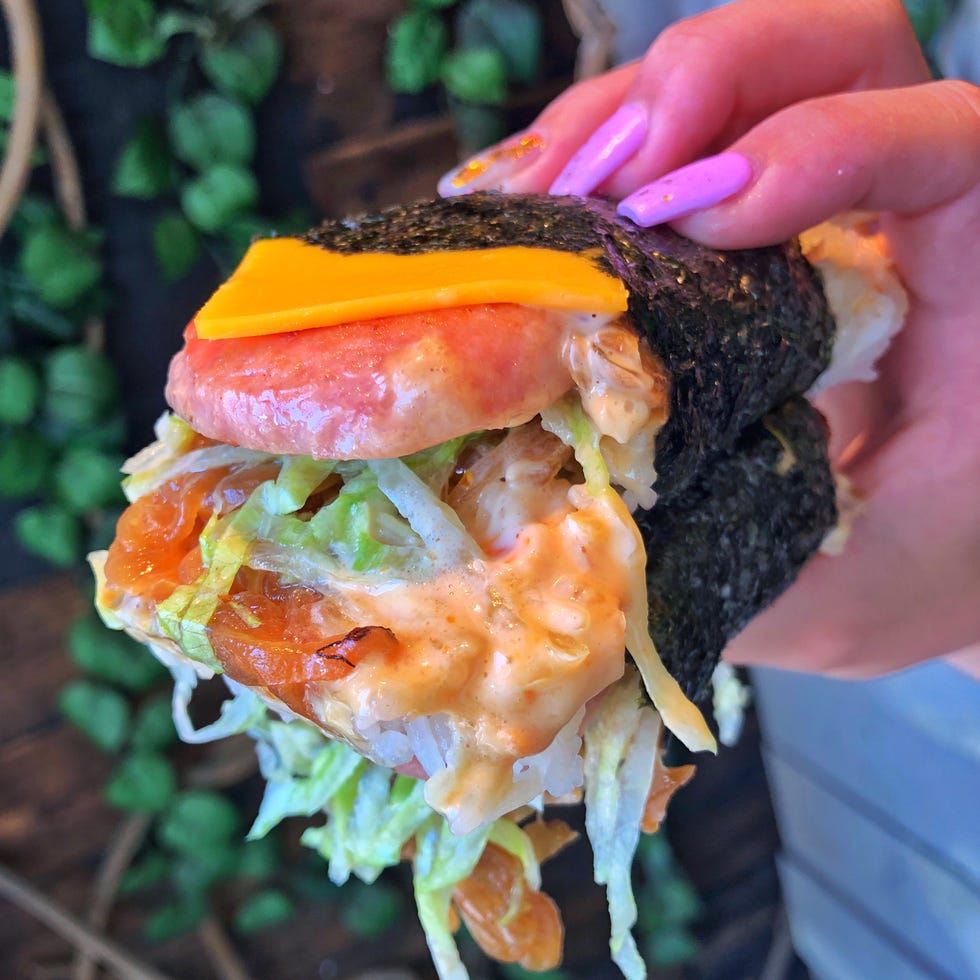 Food, Dish, Cuisine, Veggie burger, Hamburger, Fast food, Ingredient, Buffalo burger, Slider, Salmon burger, 