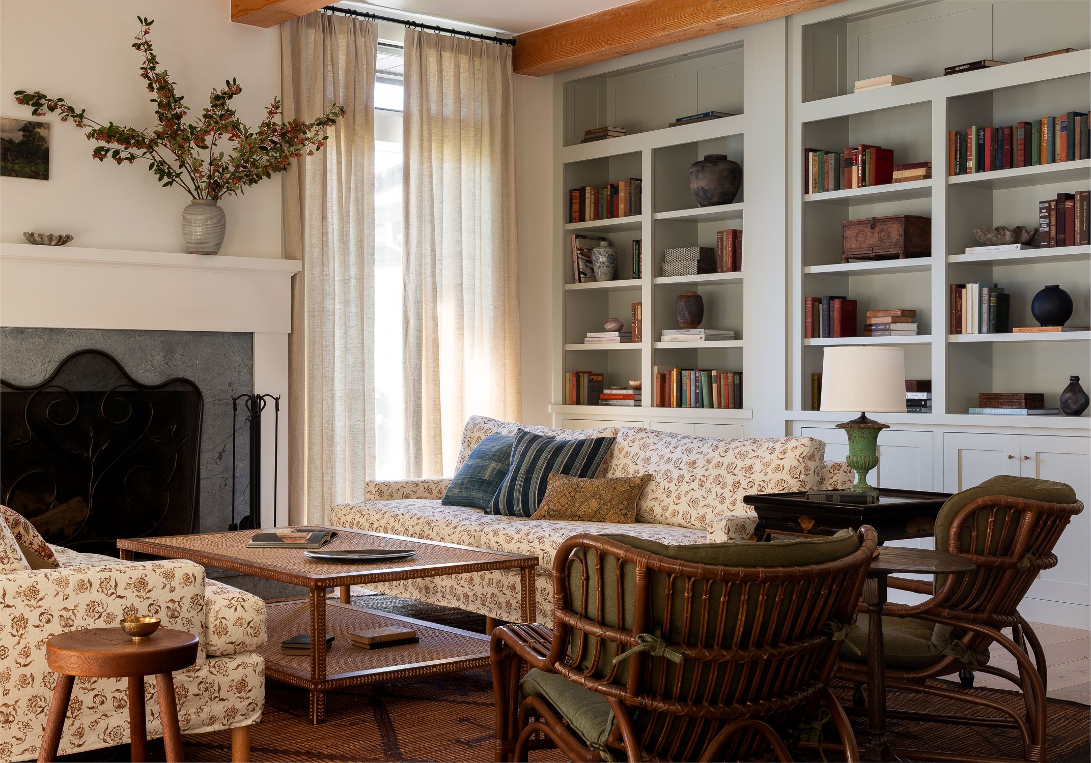 18 gorgeous rooms with built-in bookcases