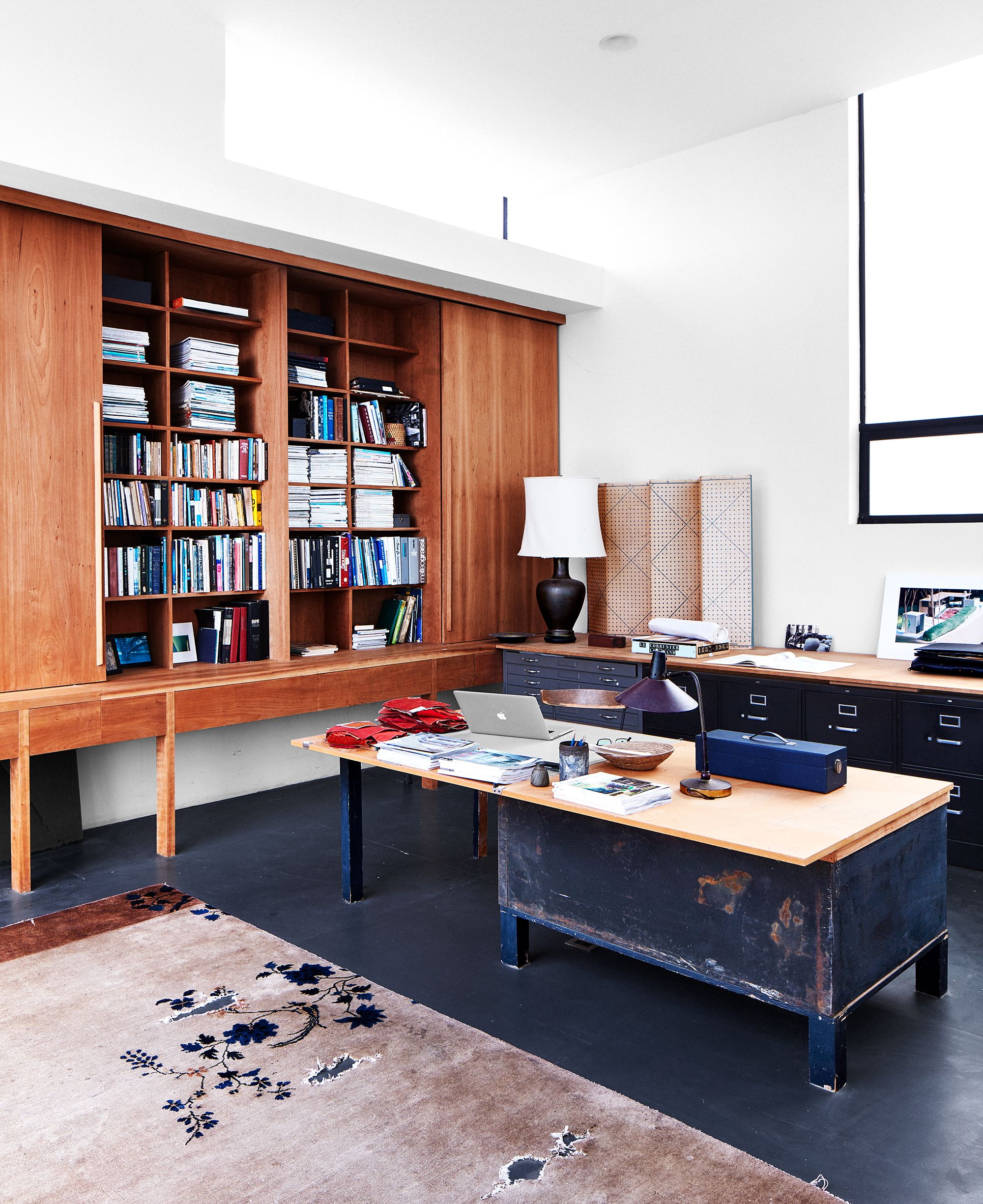 17 Gorgeous Rooms With Built In Bookcases