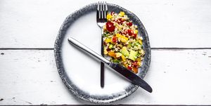 bulgar salad on round plate, symbol for intermittent fasting