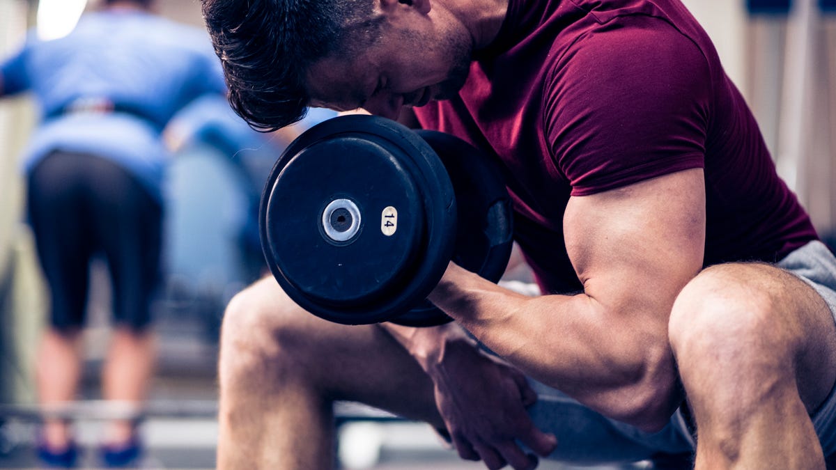 preview for Men's Health Muscle Videos: Grow Your Arms