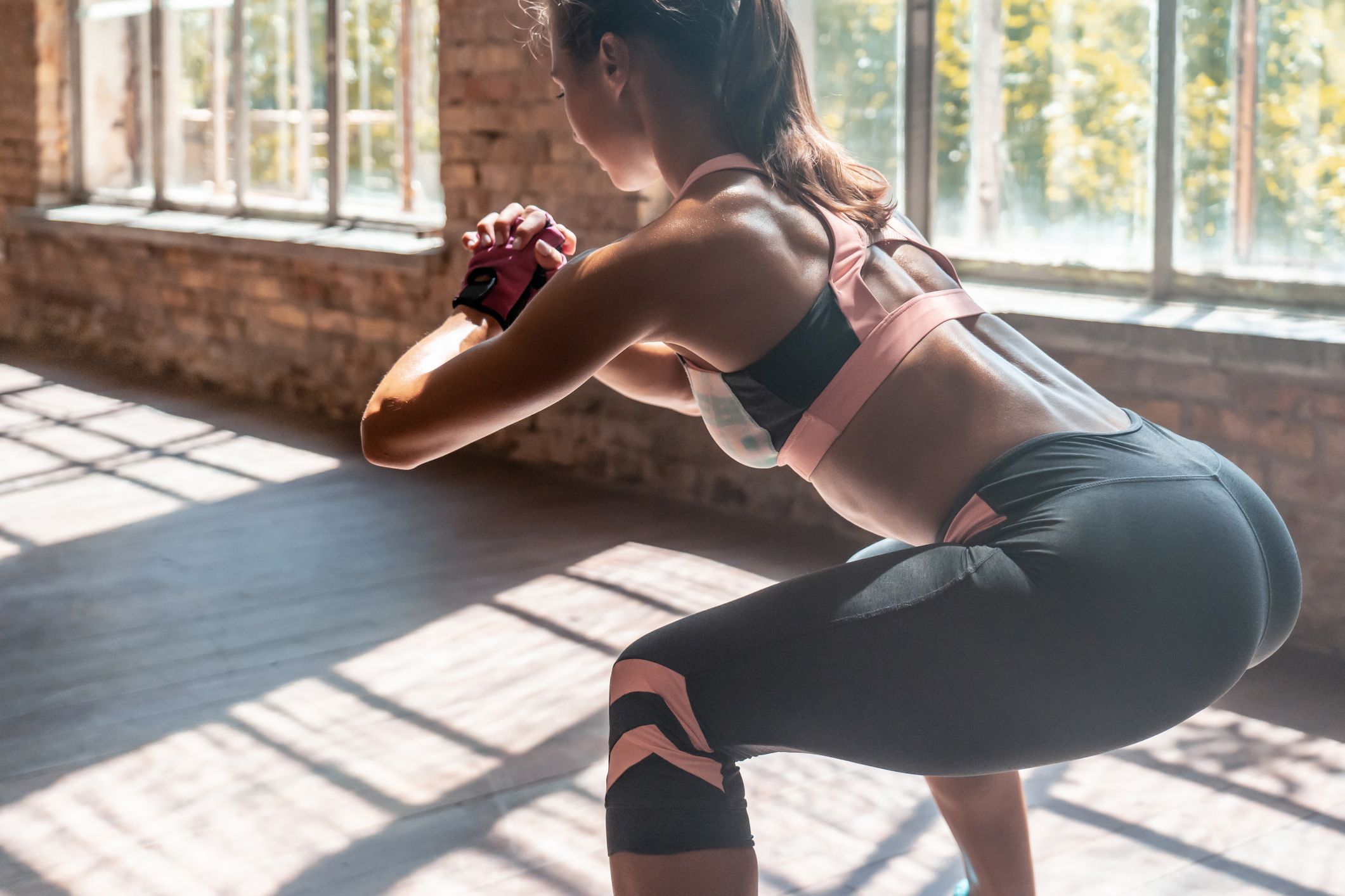 7 Hip Thrust Tips to Make the Amazing Butt Exercise Even More Effective