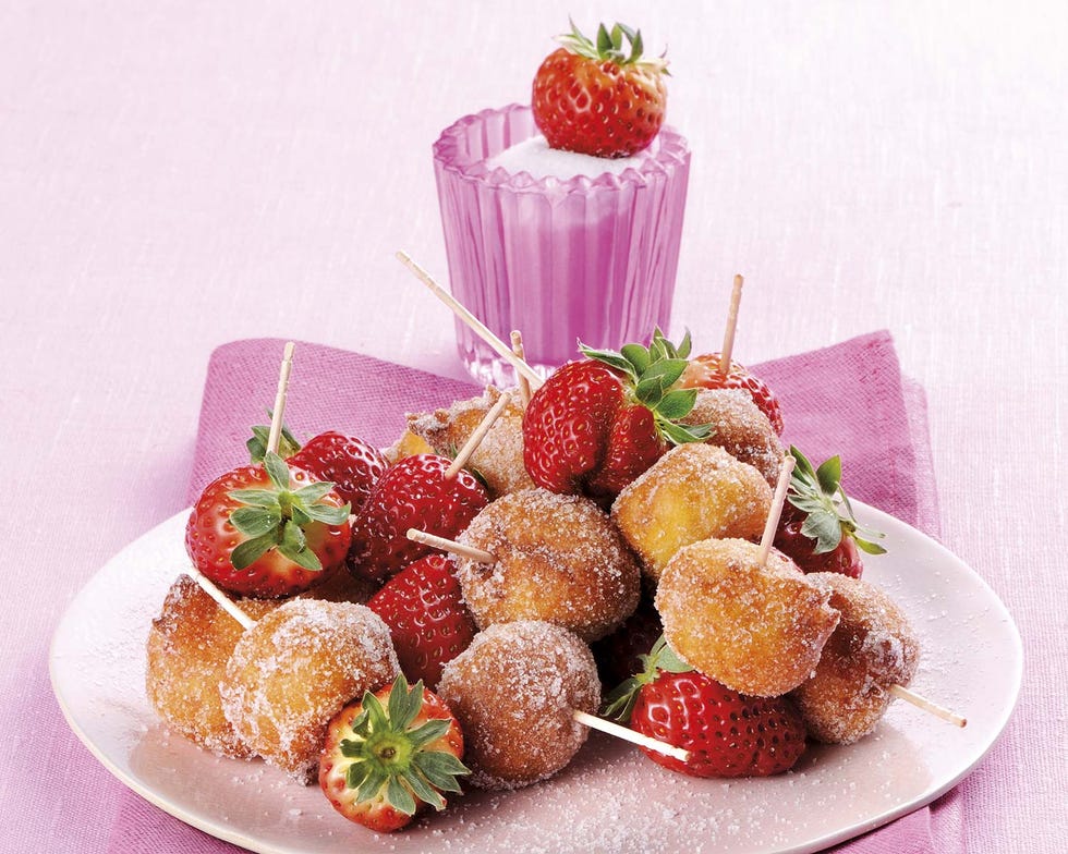 buñuelos de ricotta y fresas