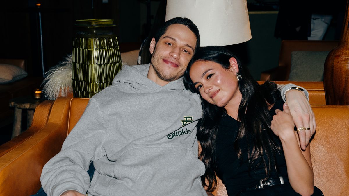 preview for Pete Davidson's dating history