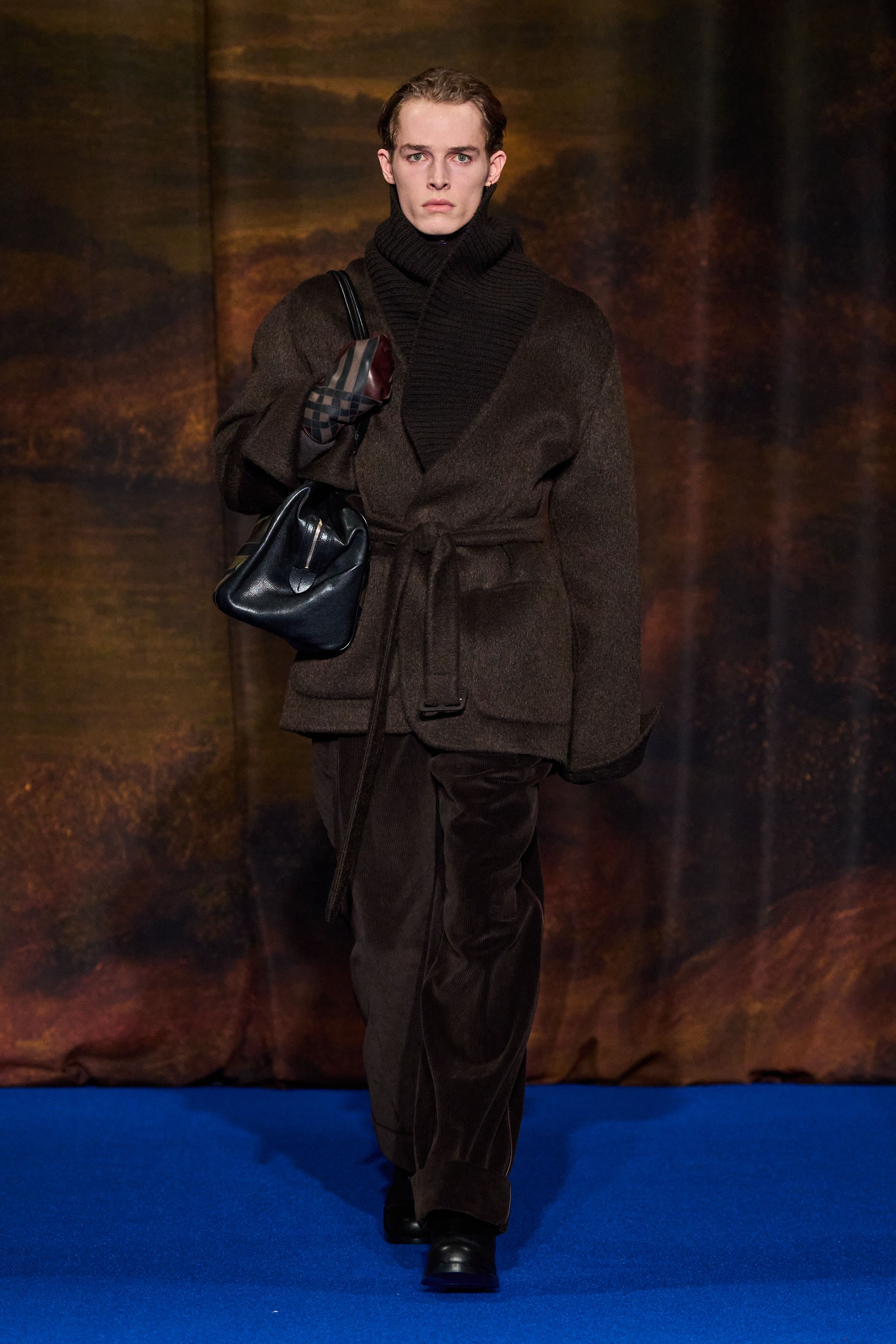 バーバリー（BURBERRY）2025-26秋冬コレクション | ファッション