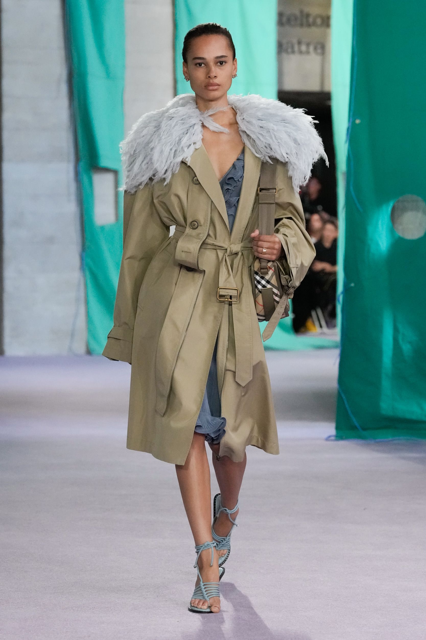 近年モデル 英国製 BURBERRY THE SANDRINGHAM LONG Rare Burberry Sandringham Trench Coat (New With Tags) | eBay