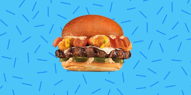 Hamburger, Junk food, Food, Buffalo burger, Cheeseburger, Dish, Cuisine, Fast food, Slider, Breakfast sandwich, 