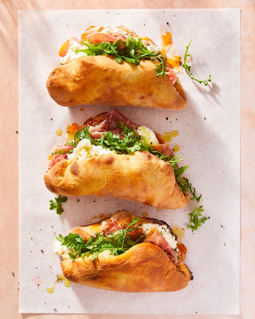 burrata pizza sandwich