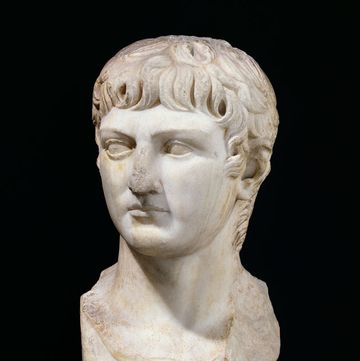 standbeeld van germanicus in het louvre, parijs