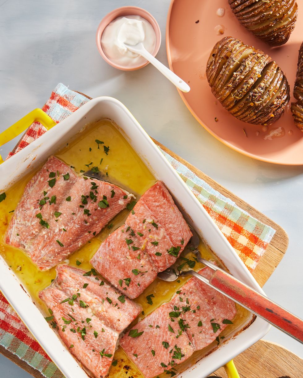 https://hips.hearstapps.com/hmg-prod/images/butter-baked-salmon-1643059838.jpg?crop=0.815xw:0.815xh;0.0187xw,0.170xh&resize=980:*