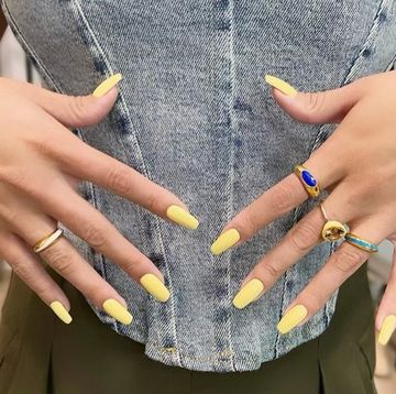 butter yellow nails trend