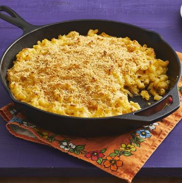 butternut squash mac and cheese in skillet