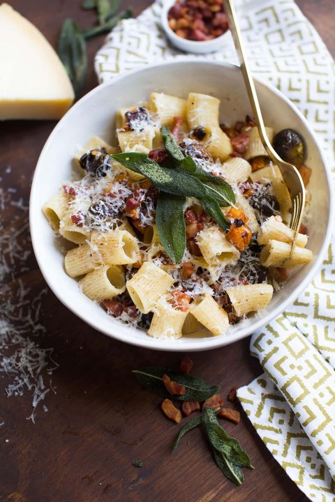brown butter butternut squash pasta with pancetta and sage