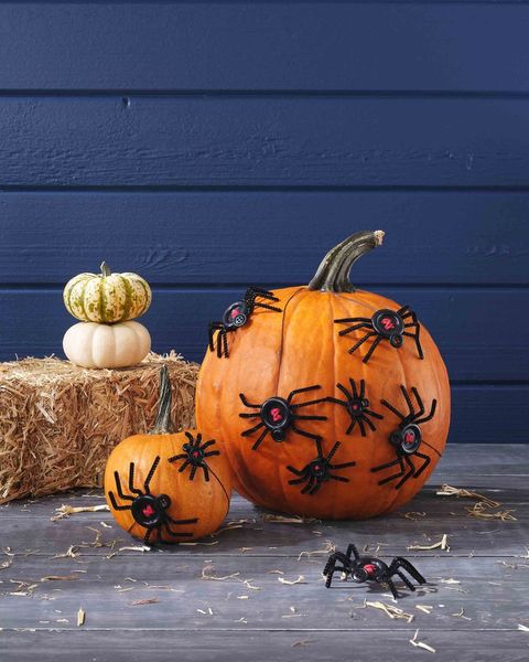 button spider pumpkin decorating ideas
