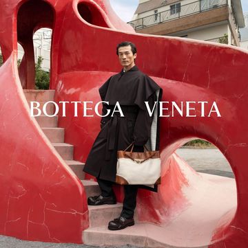 ボッテガ・ヴェネタの2024年サマーコレクションのキャンペーンビジュアル