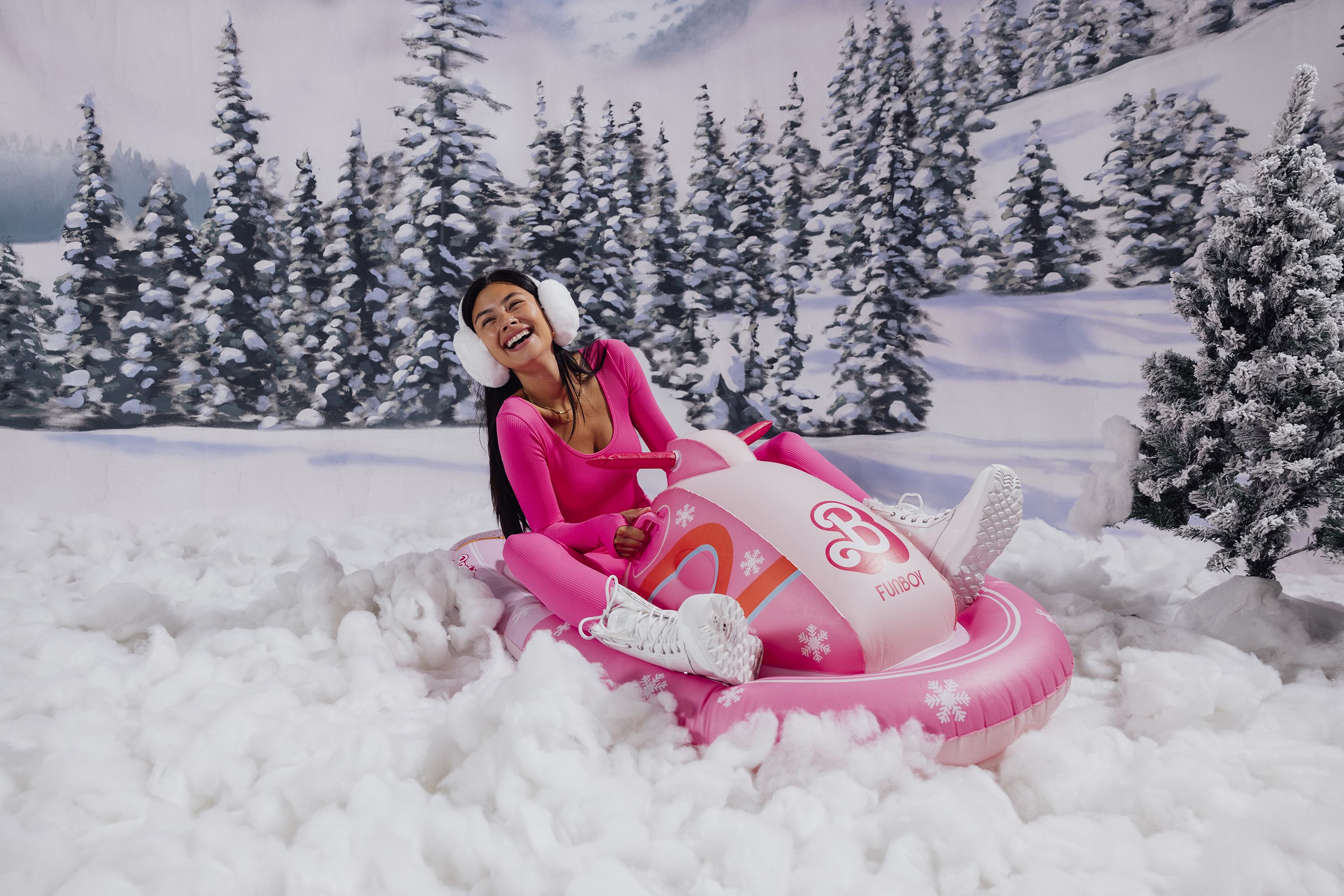What To Wear For Snow Tubing This Winter - FUNBOY