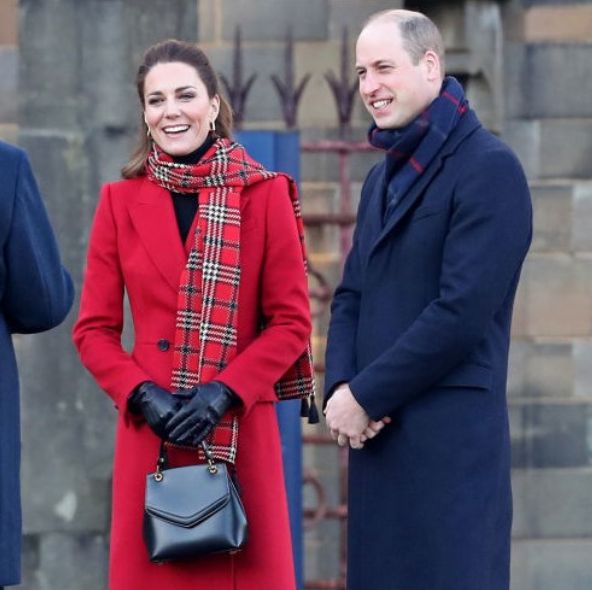 凱特王妃御用「情書包」小巧典雅超生火！英國頂級皮革品牌打造皇室高貴氣質