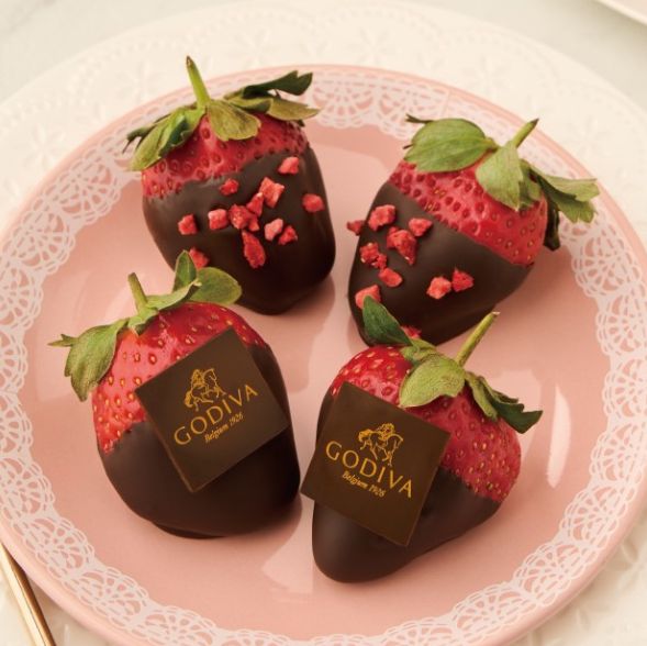 godiva手製草莓巧克力限量開賣！濃郁巧克力x新鮮草莓兩大甜點巨星限時同台，草莓、巧克力控手刀搶購