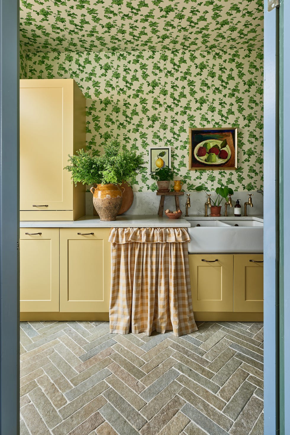 rustic country kitchen with limestone seasoned parquet flooring, ﻿ca'pietra﻿