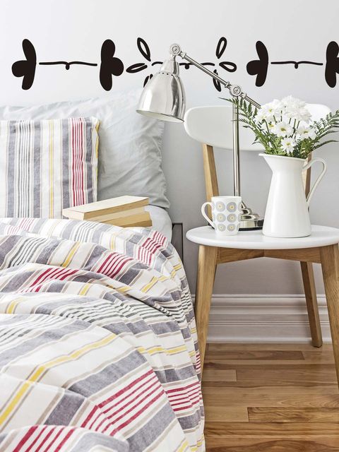 Bedding, Furniture, Product, Bed sheet, Room, Wall, Bed, Textile, Linens, Iron, 