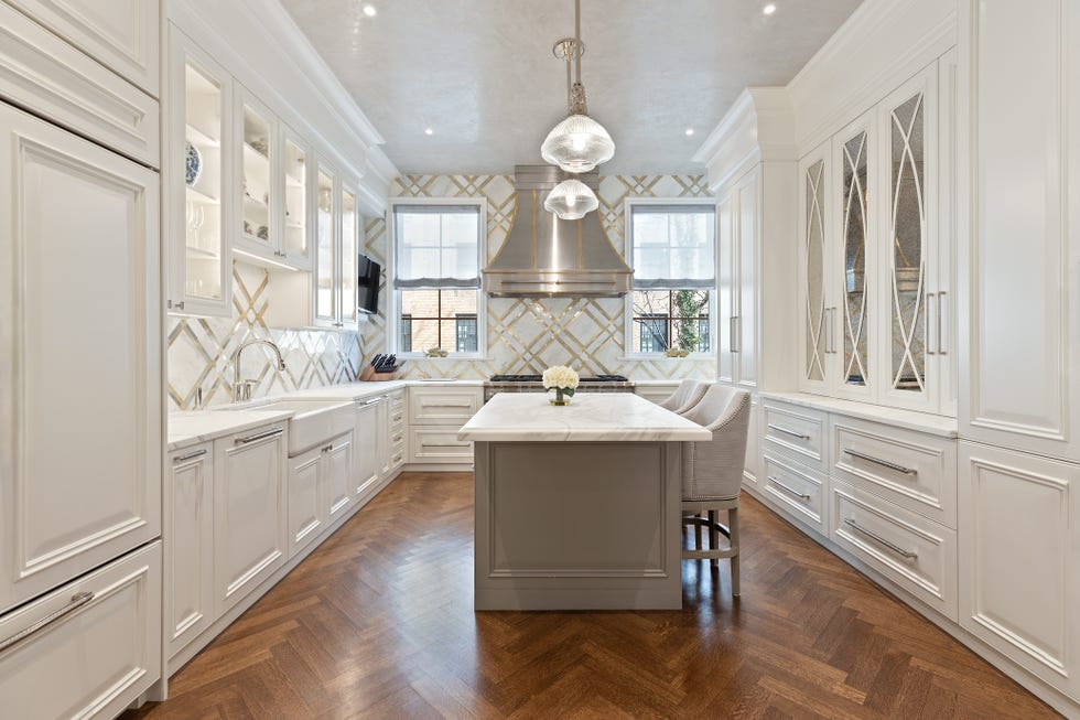 breakfast at tiffanys townhouse kitchen