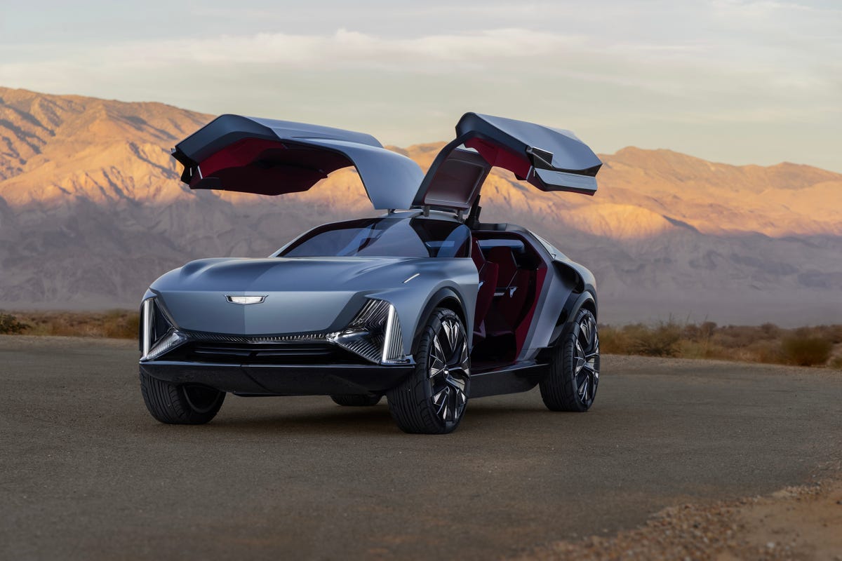 www.caranddriver.com