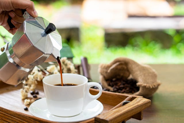 cómo limpiar bien la cafetera italiana