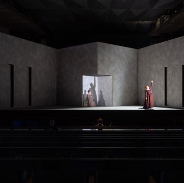 the stage of santa fe opera's production of tristan and isolde