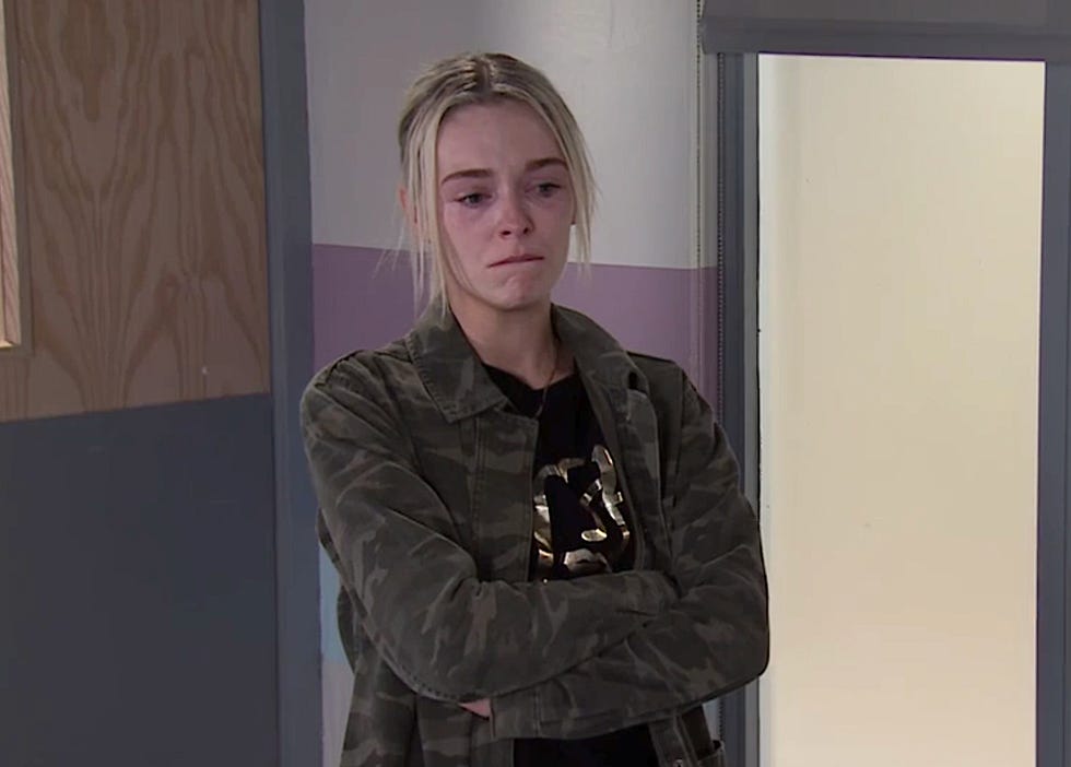 lauren in coronation street