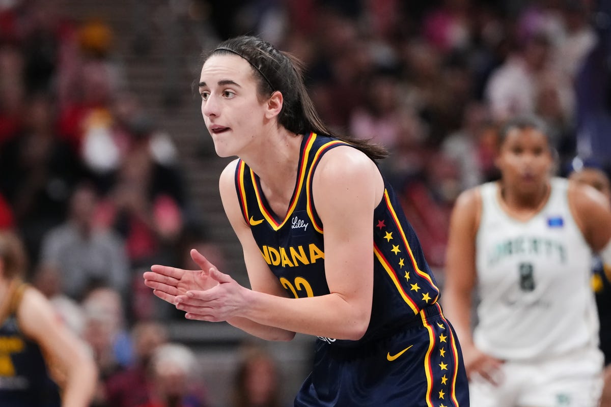 All About Caitlin Clark's Hair Routine, Game Day Ponytail