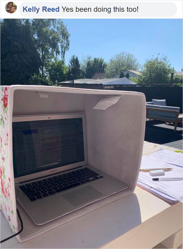 caja con tela floral para proteger el portátil del sol