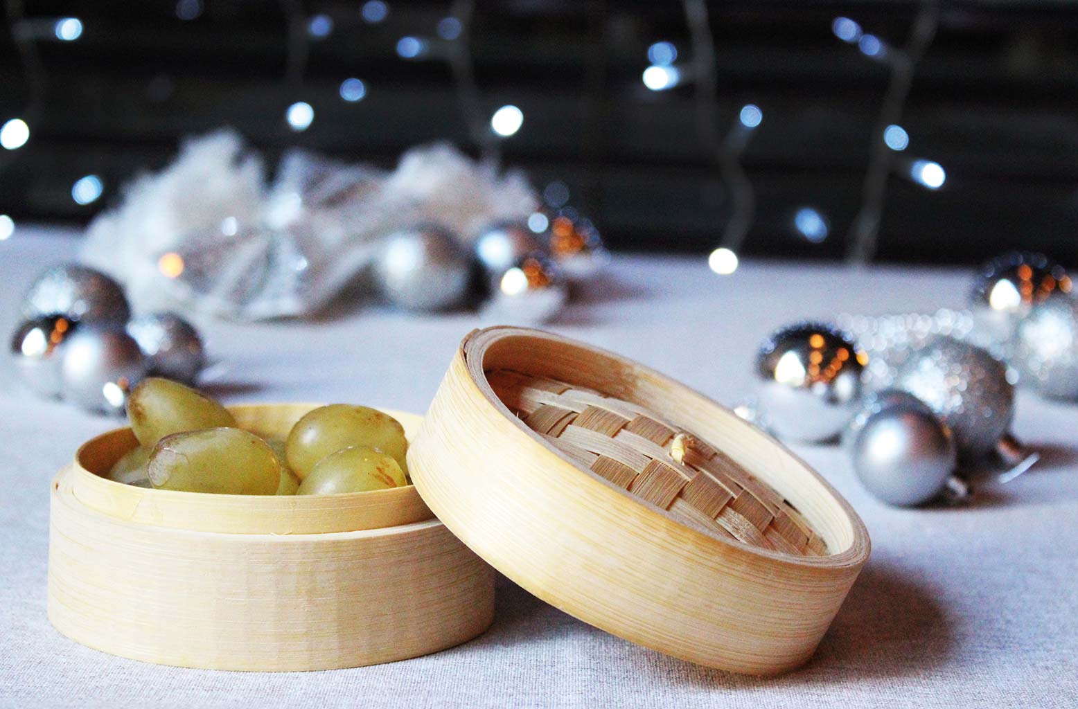 mesas de navidad ecofriendly vaporera con uvas