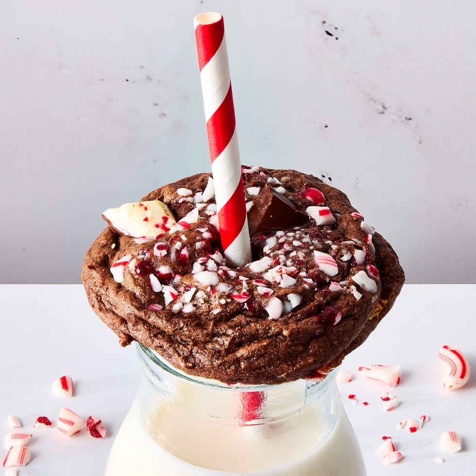 chocolate cookies with peppermint bark and white chocolate